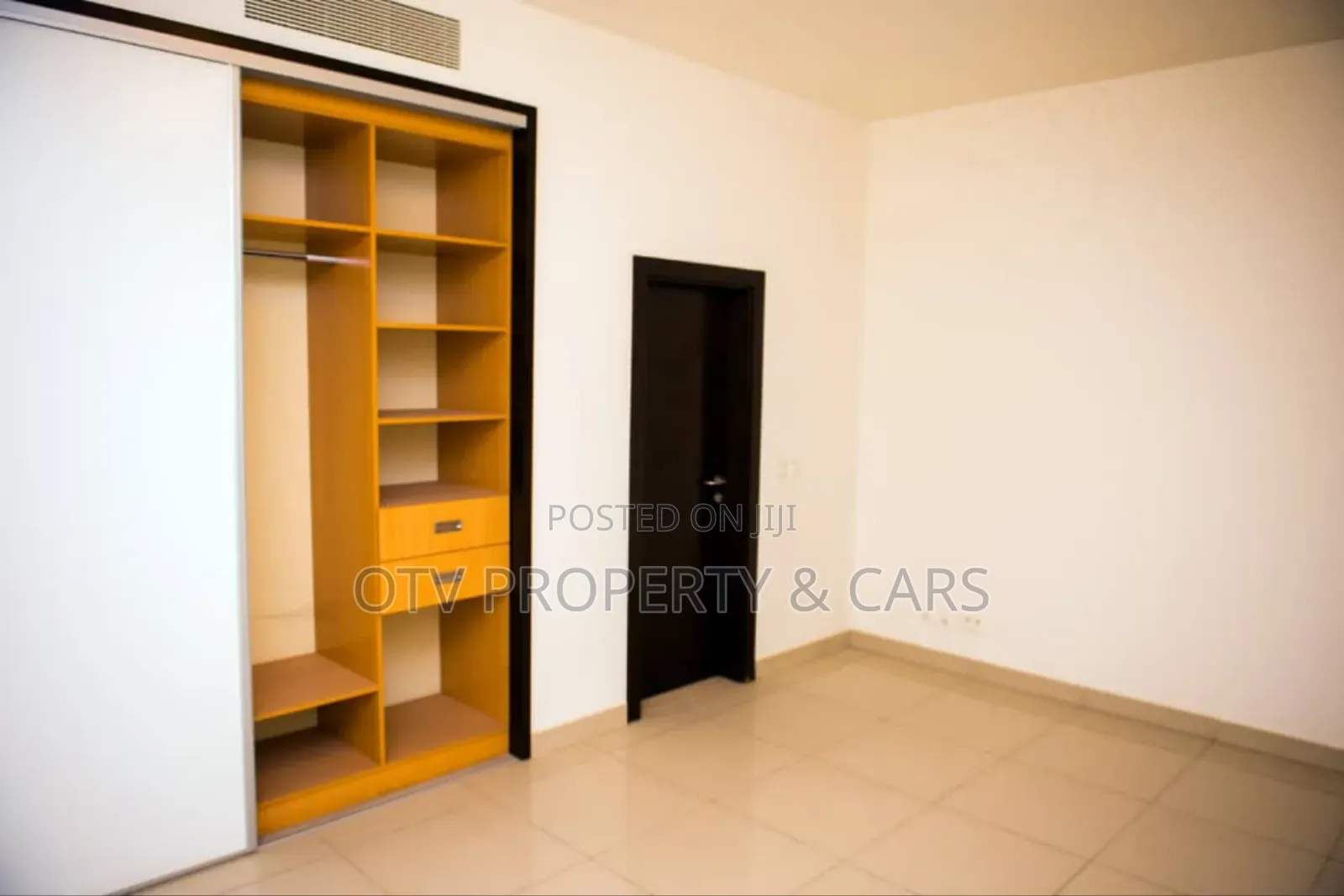 Furnished 4bdrm Apartment in Banana Island for sale in Banana Island