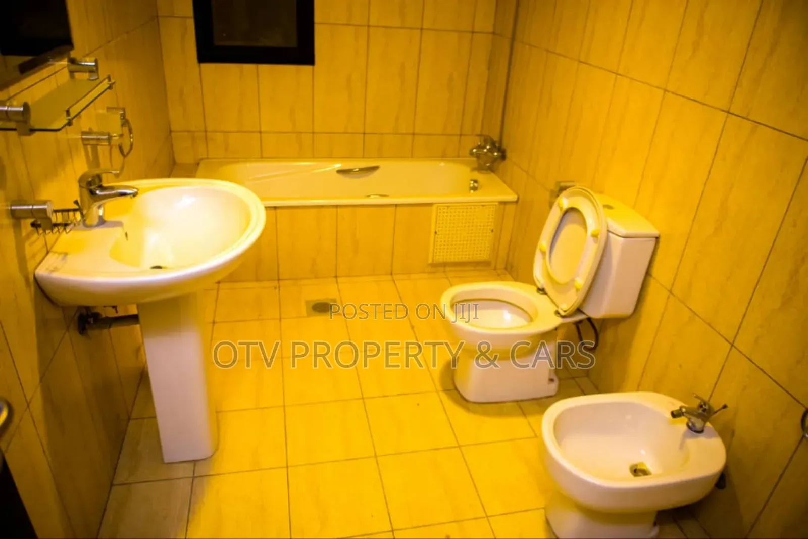 Furnished 4bdrm Apartment in Banana Island for sale in Banana Island
