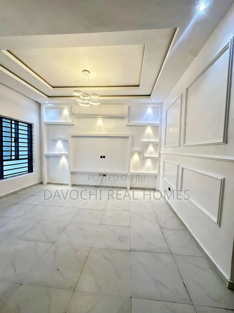 Mini Flat in Ikate, Lekki Phase 2 for rent in Lekki Phase 2