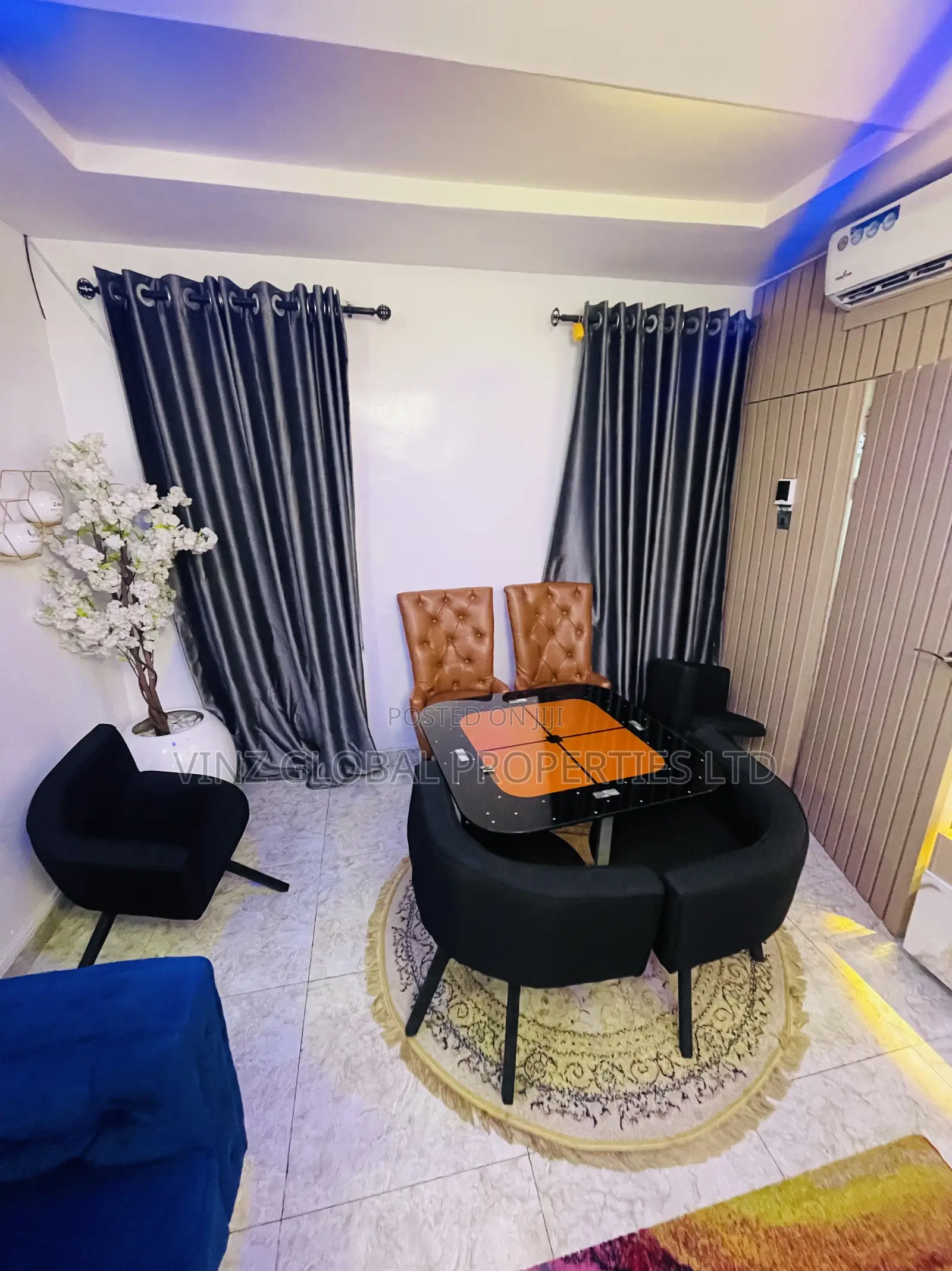 Luxury 2 Bed Apartment With a Pool, Gym 24/7 Electricity in Lekki