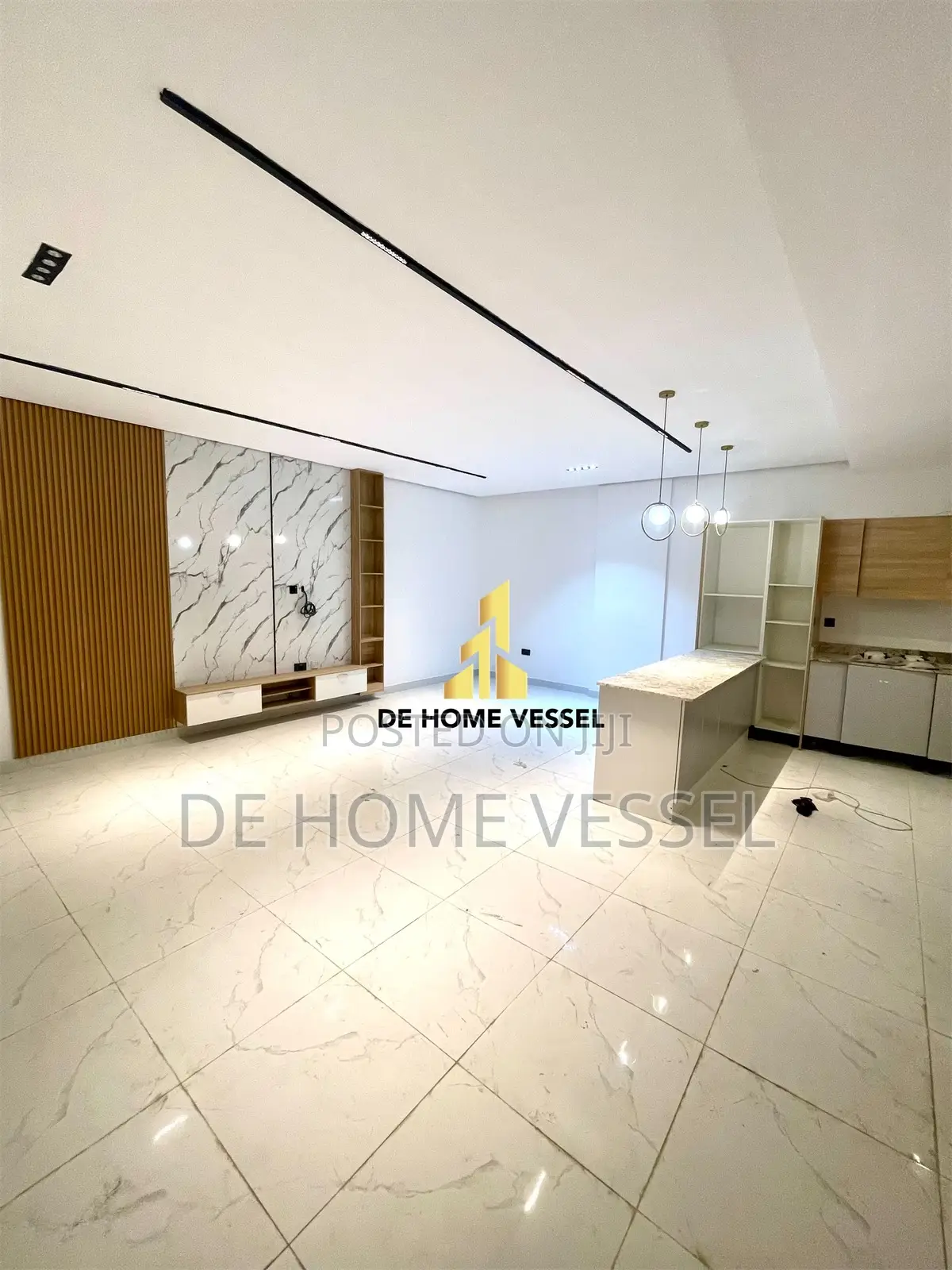 2bdrm Maisonette in Lekki Phase 1 for sale in Lekki Phase 1