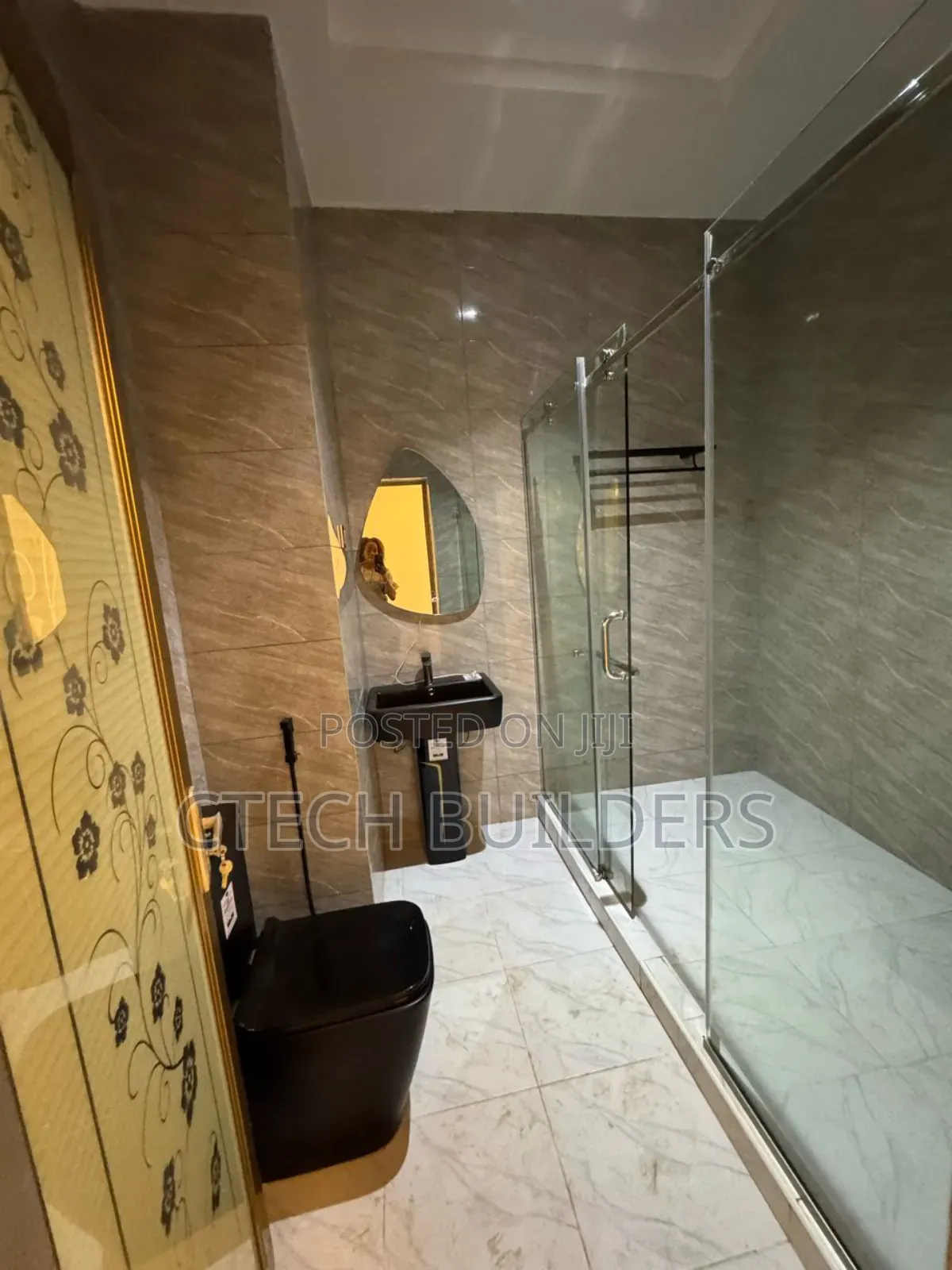 4bdrm Duplex in Benin City for sale in Benin City