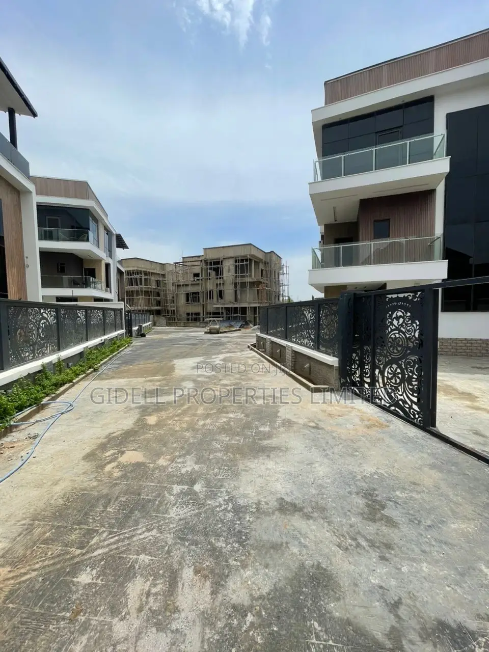 6bdrm Mansion in Guzape District for sale in Guzape District
