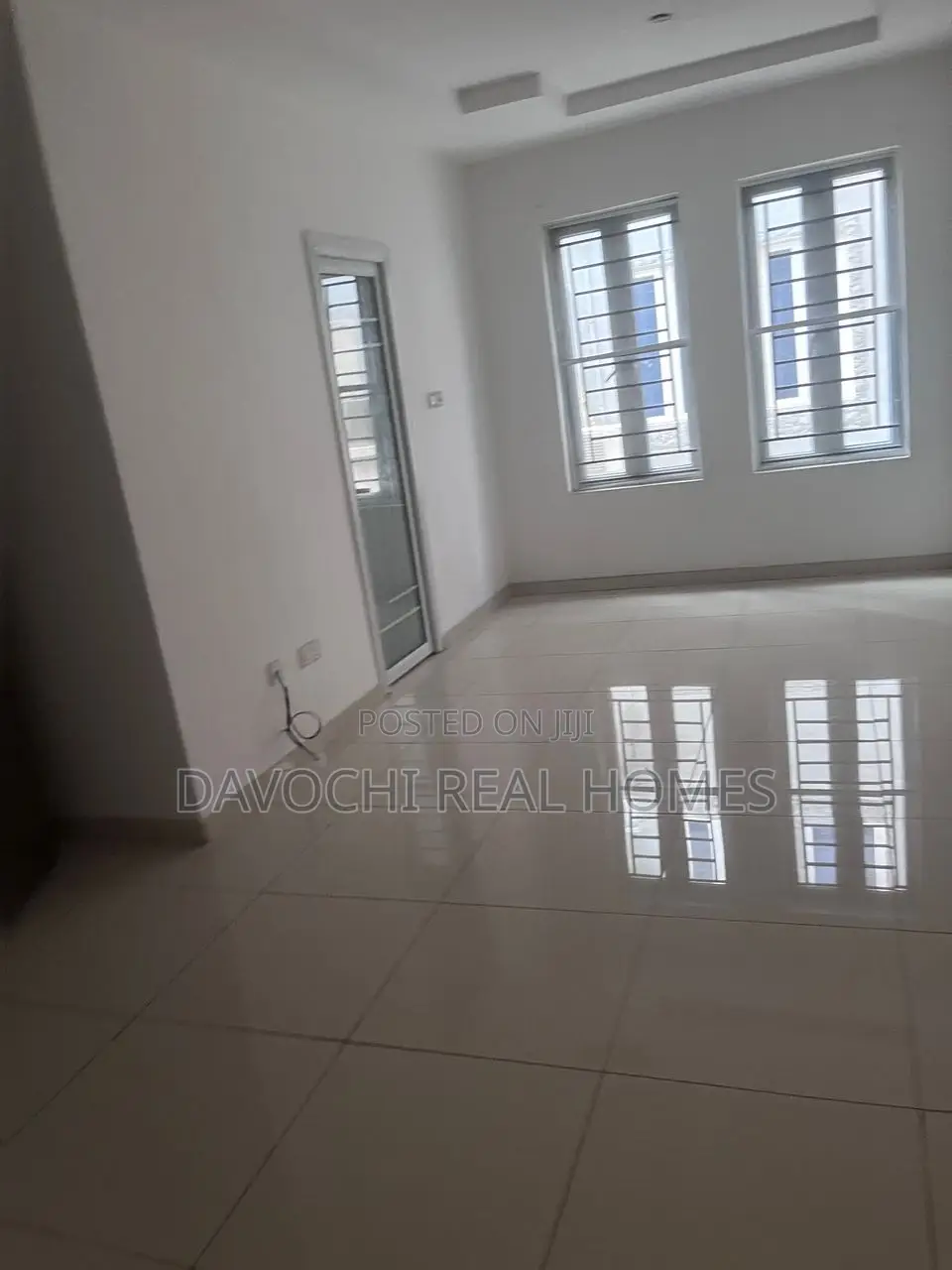 2bdrm Apartment in Orchid Road, Lekki Phase 2 for rent in Lekki Phase 2