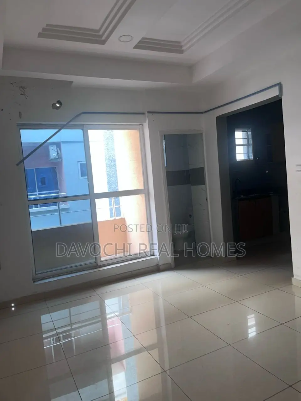 2bdrm Apartment in Orchid Road, Lekki Phase 2 for rent in Lekki Phase 2