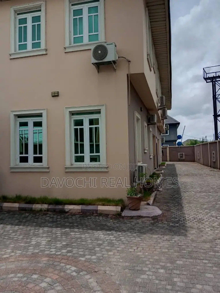 4bdrm Duplex in Badore, Ajah for rent in Ado / Ajah