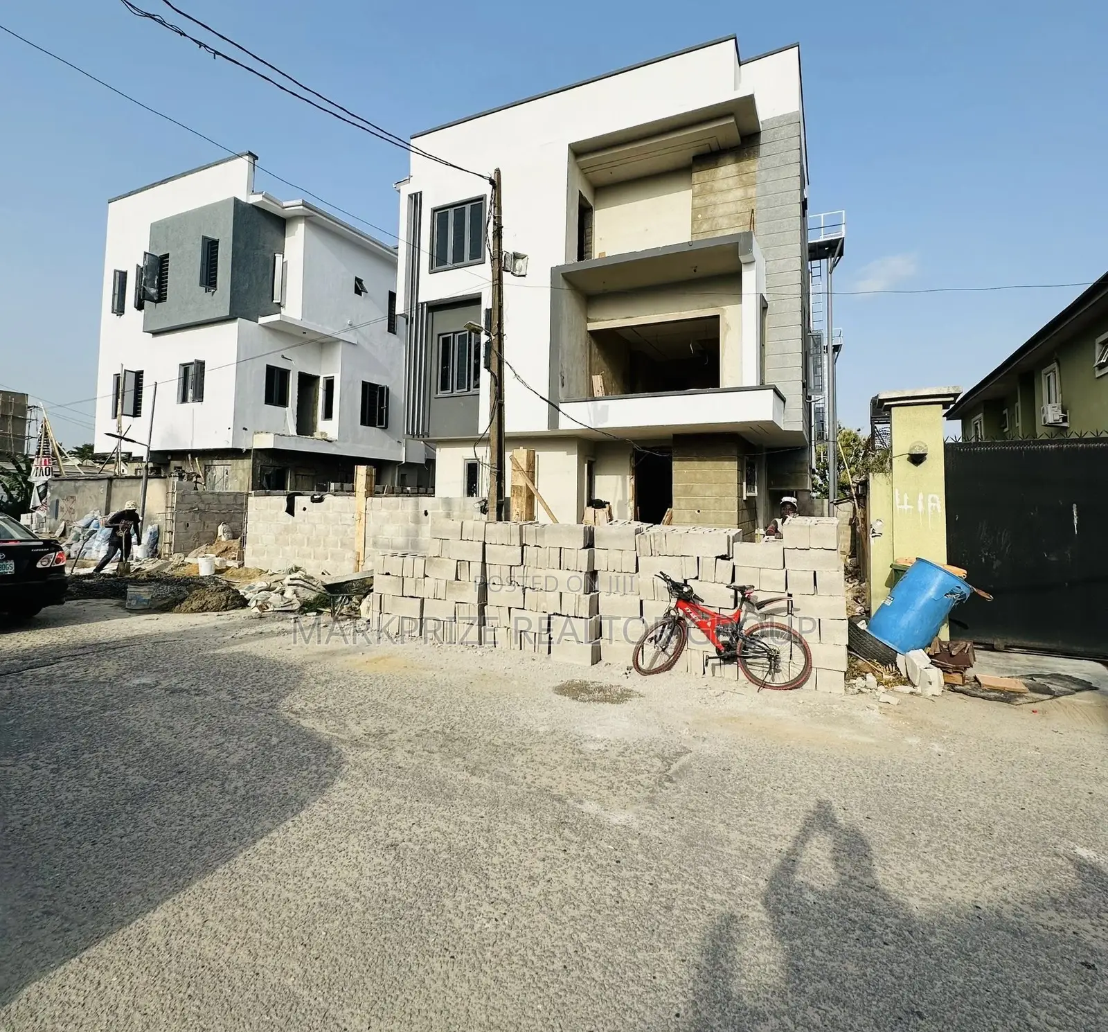 5bdrm Duplex in Adeniyi Jones Ikeja for sale in Adeniyi Jones
