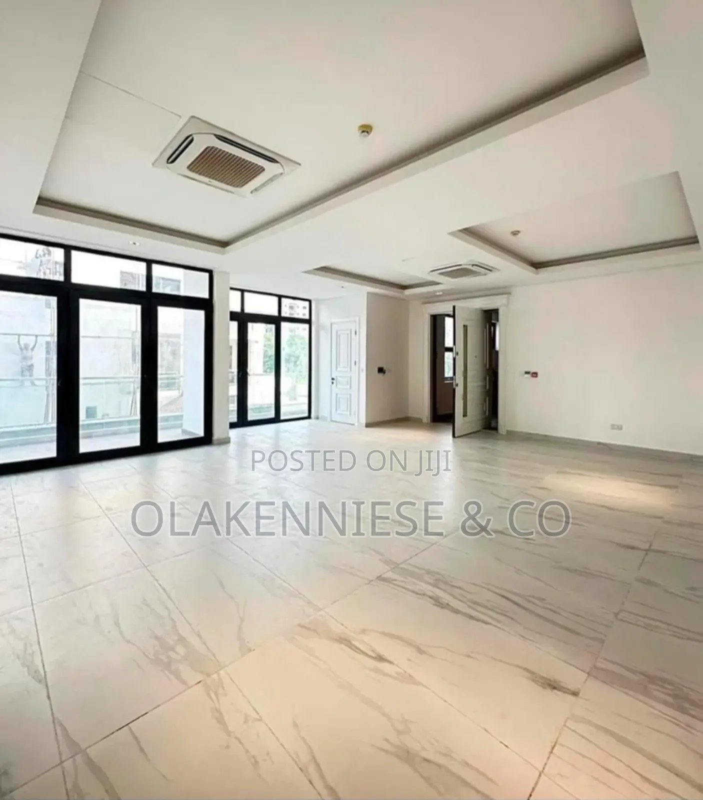 Furnished 3bdrm Block of Flats in Banana Island for sale in Banana Island