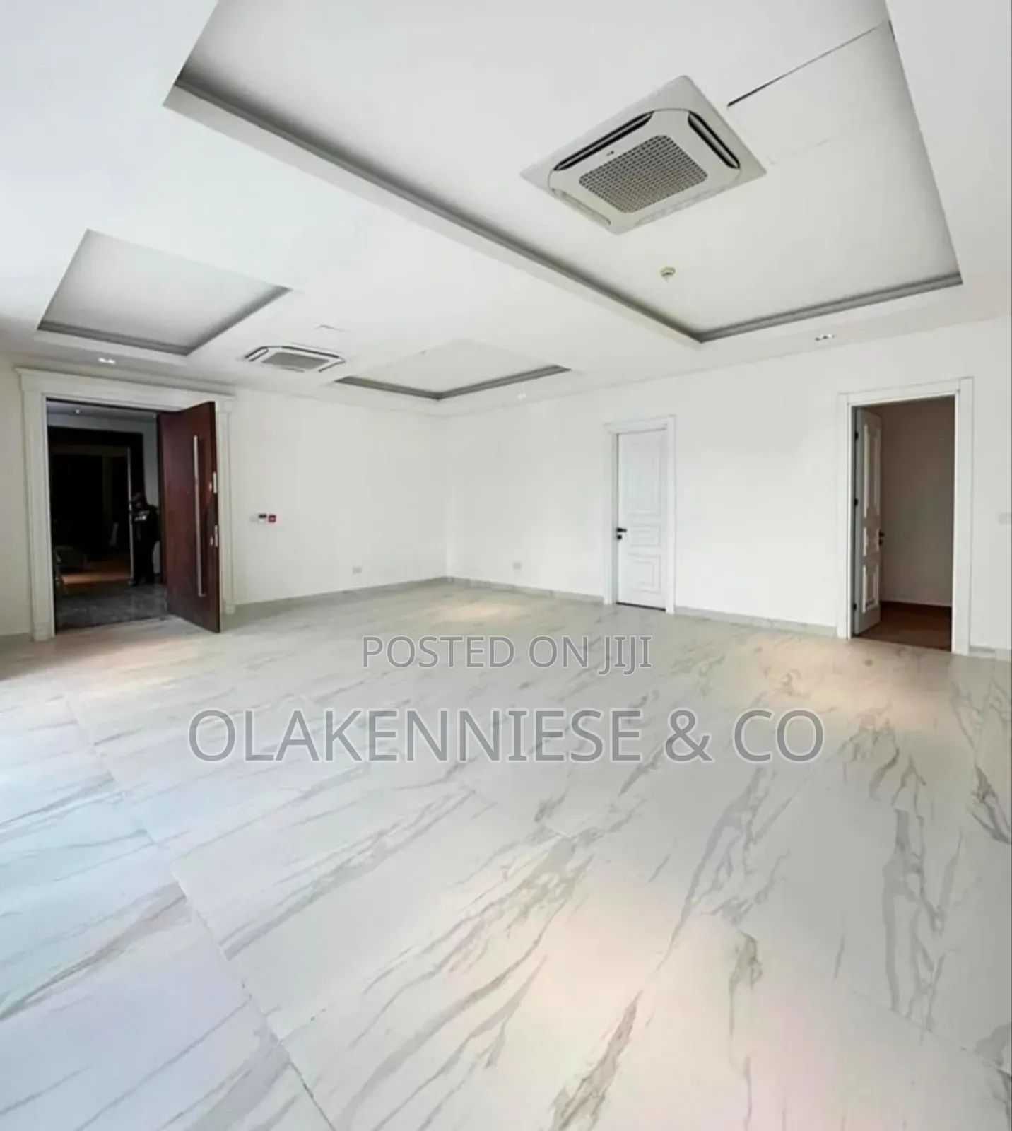 Furnished 3bdrm Block of Flats in Banana Island for sale in Banana Island