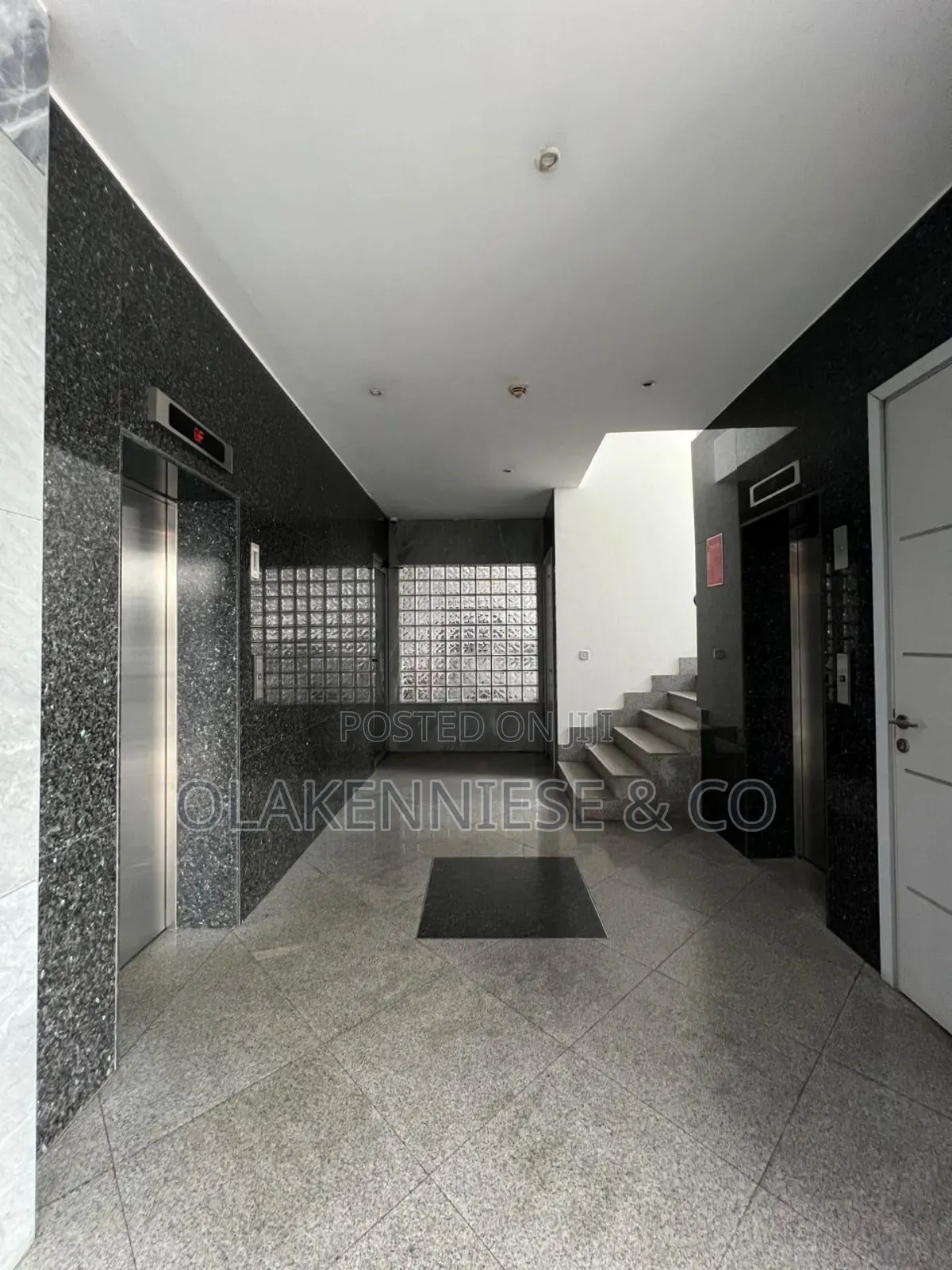 Furnished 3bdrm Block of Flats in Victoria Island, Ademola Adetokunbo in Ademola Adetokunbo