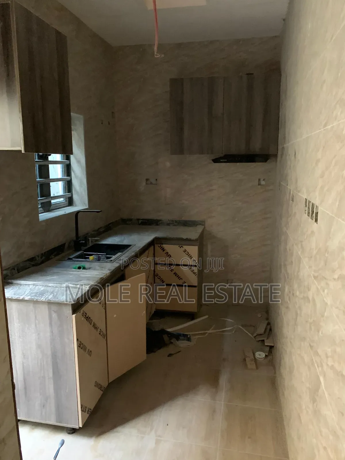 Furnished 2bdrm Block of Flats in Freedom Way, Victoria Island for rent in Victoria Island