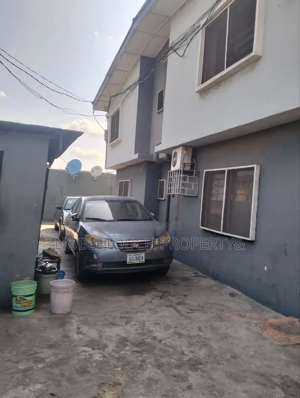 3bdrm Block of Flats in Ikeja Lagos, Allen Avenue for sale in Allen Avenue