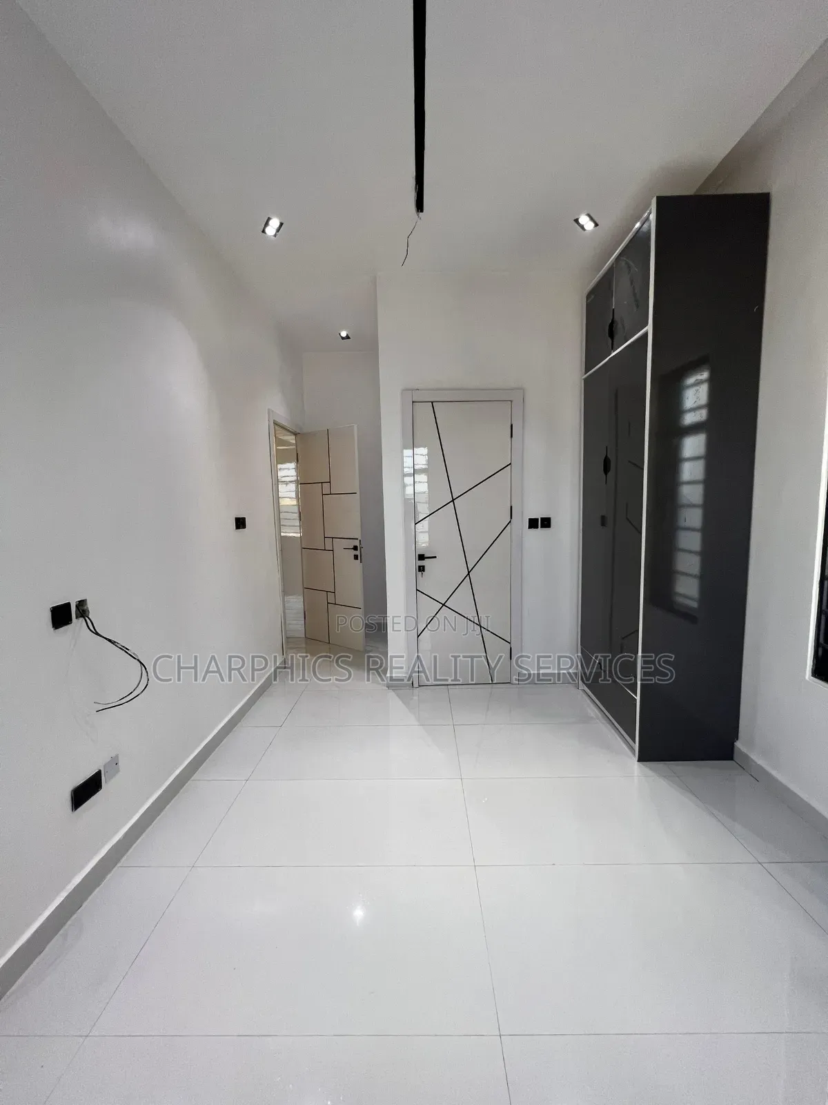 5bdrm Duplex in Ajah for sale in Ajah