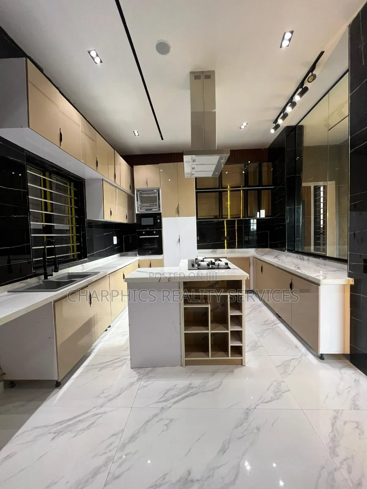 5bdrm Duplex in Ajah for sale in Ajah