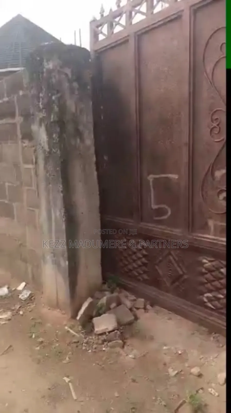 For Sale : Fenced With Gate 1863 SQMTS Old Gra , Enugu , in Enugu