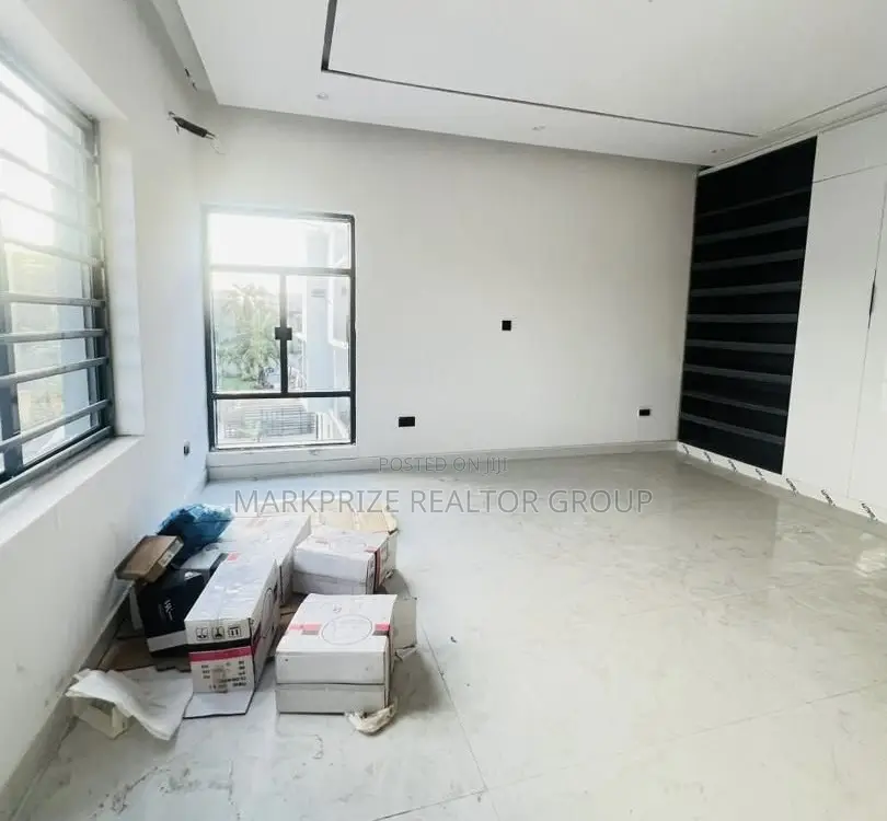 4bdrm Duplex in Maryland Ikeja Lagos for sale in Maryland