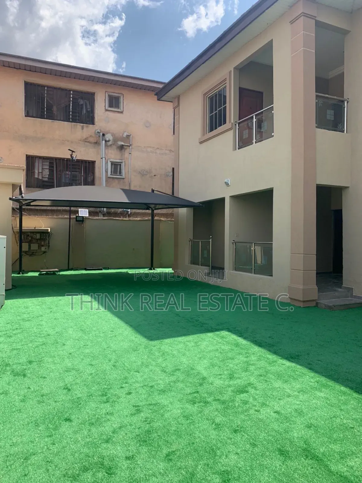 4bdrm Block of Flats in Second Ugbor,Gra, Benin City for sale in Benin City
