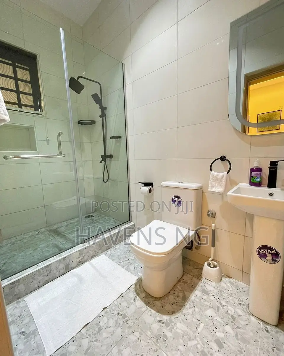 Luxury 2-Bedroom Apartment With Pool and Mini Gym in Ikate