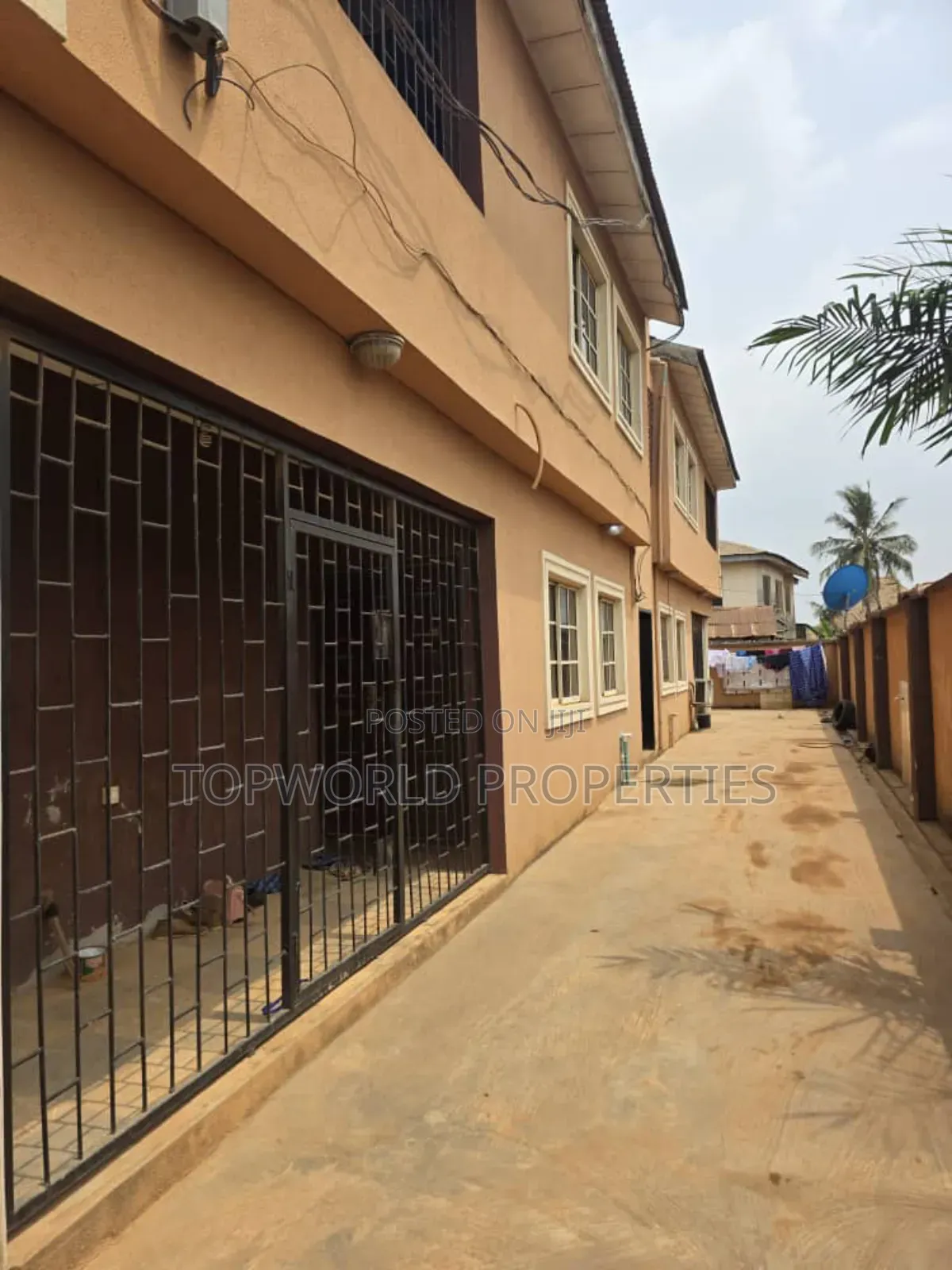 3bdrm Block of Flats in College Road Ogba for sale in Ogba