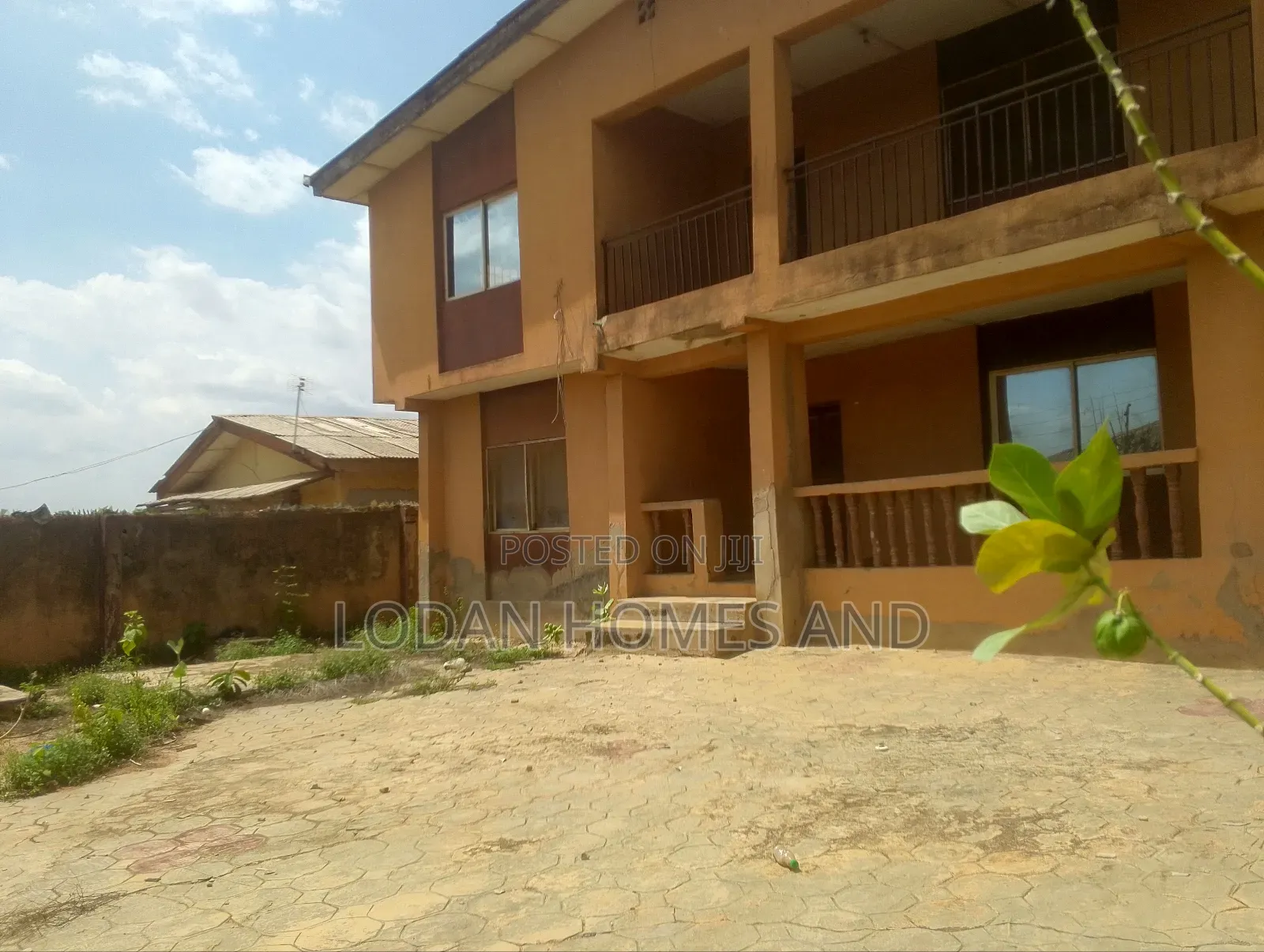 8bdrm House in Ayobo for sale in Ayobo