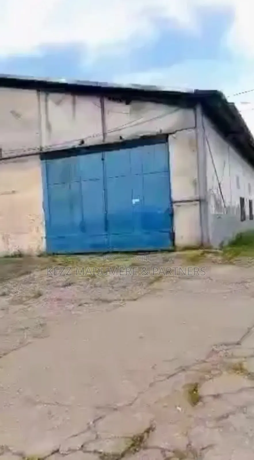 To Let/ Lease : 2 No's 1200 Sqmts Warehouse At Trans Amadi in Trans Amadi