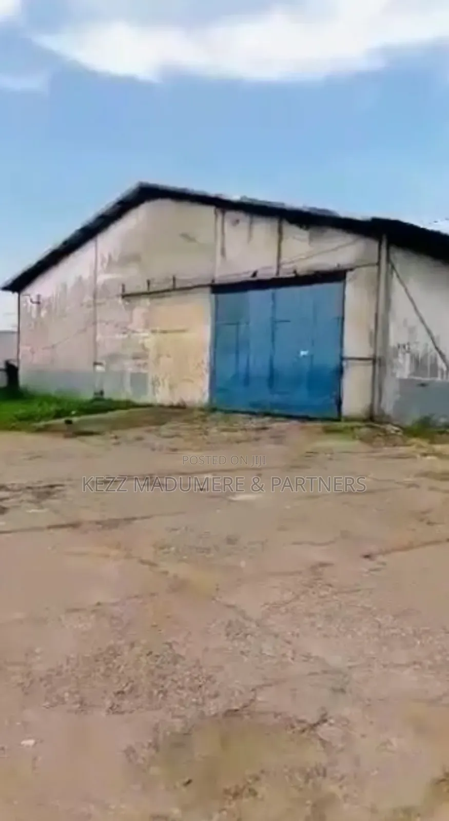 To Let/ Lease : 2 No's 1200 Sqmts Warehouse At Trans Amadi in Trans Amadi