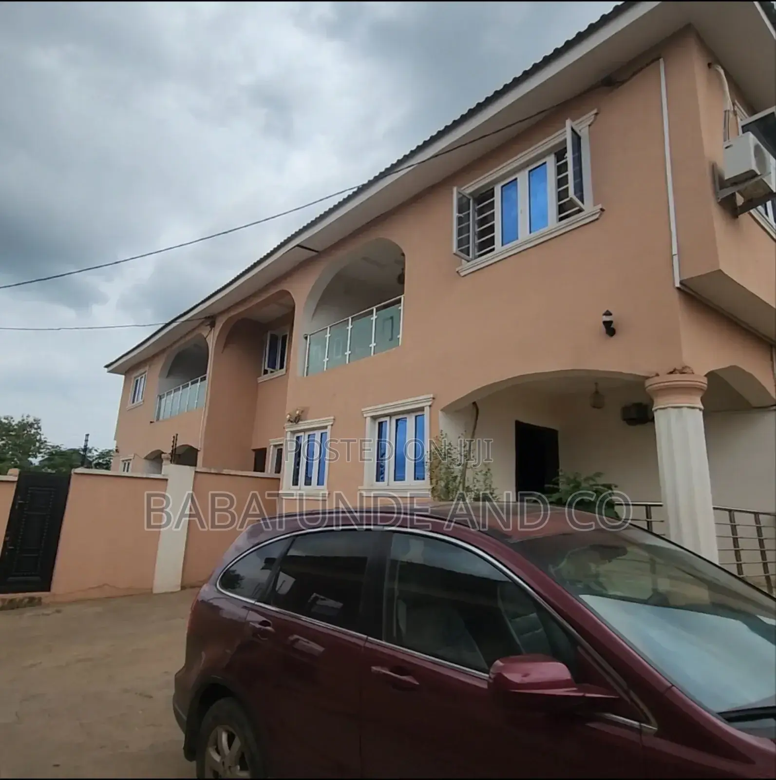 Furnished 5bdrm Duplex in Akala Express for sale in Akala Express