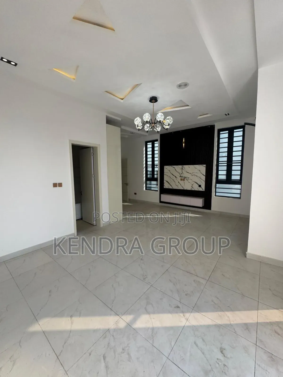 Furnished 5bdrm Duplex in Osapa London, Lekki for sale in Lekki