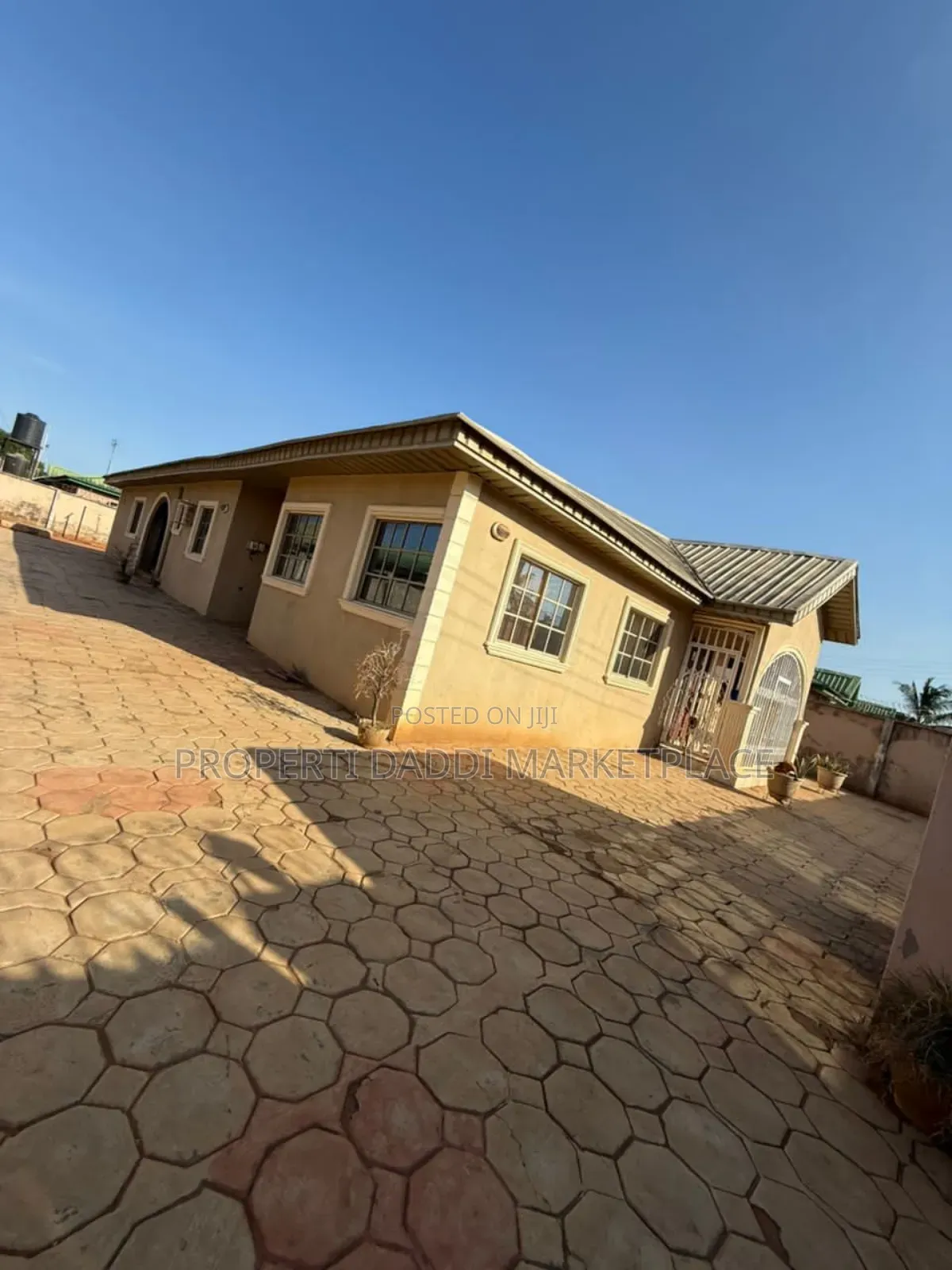 4bdrm Bungalow in Ayobo for sale in Ayobo