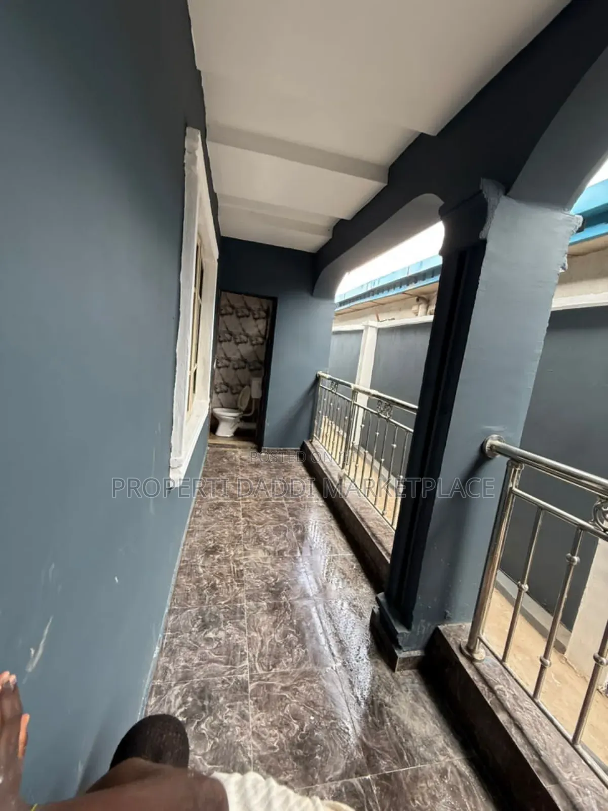 3bdrm Block of Flats in Ijegun for sale in Ijegun