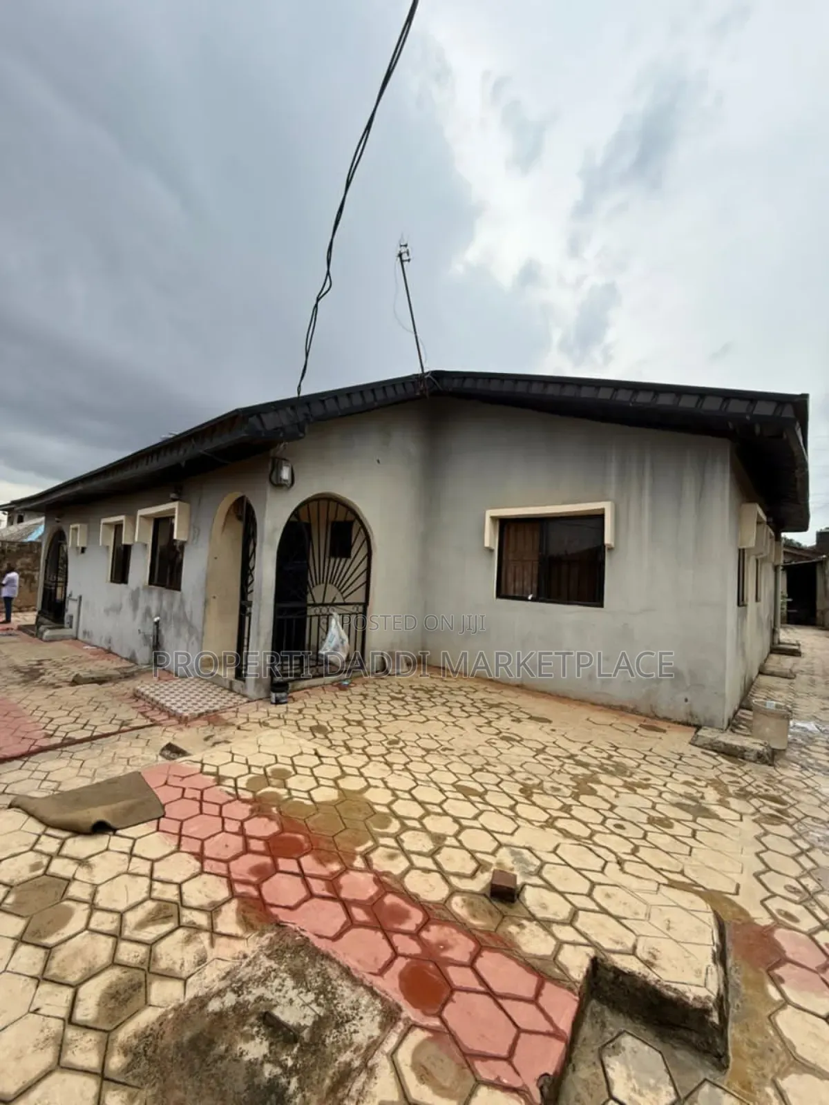 4bdrm Bungalow in Alagbado for sale in Alagbado