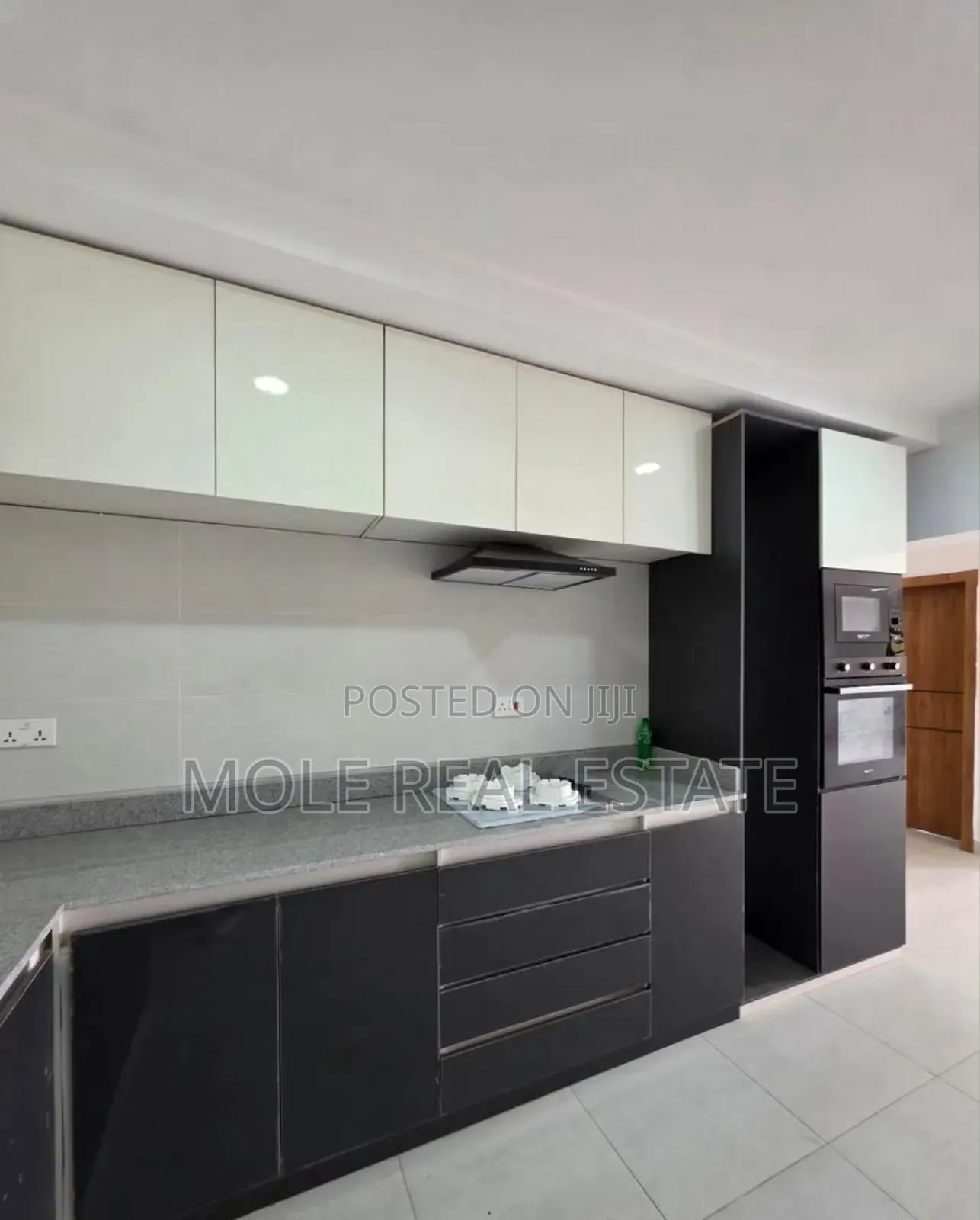 Furnished 5bdrm Duplex in Idado Estate, Ikate for sale in Ikate