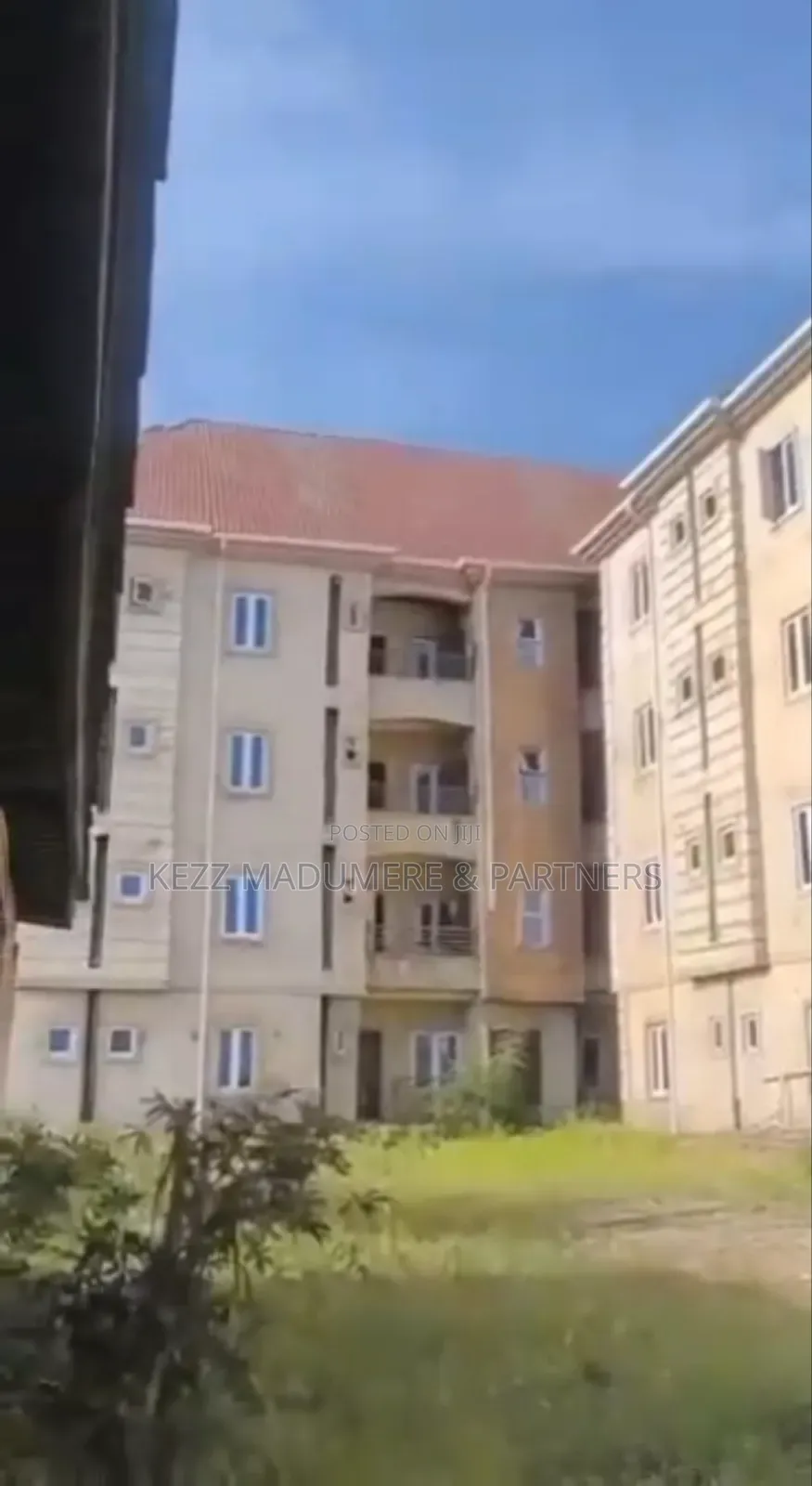 20bdrm Block of Flats in Monarch , Enugu , for sale in Enugu