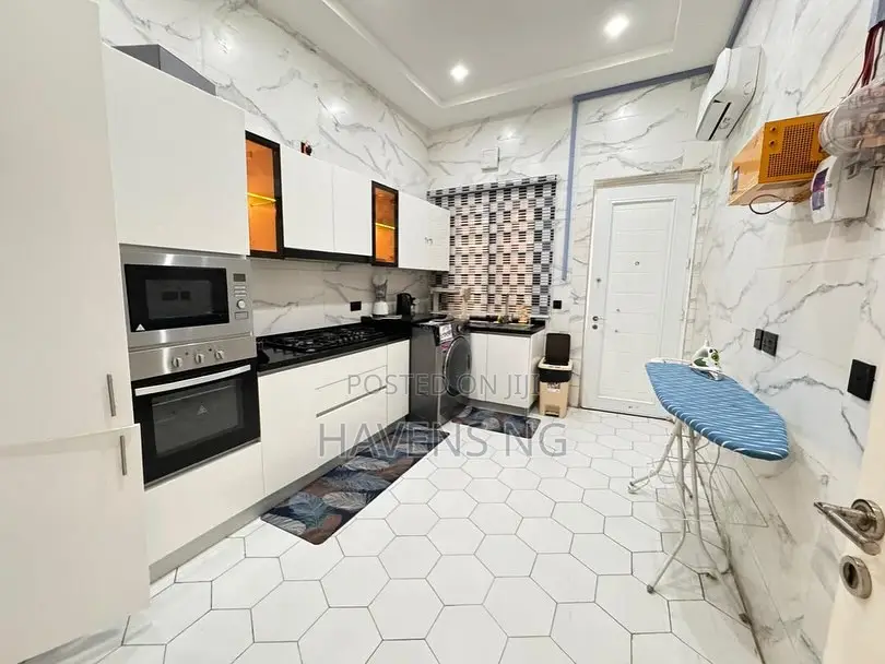 Stunning 3-Bedroom Waterfront Terrace in Lekki Phase 1