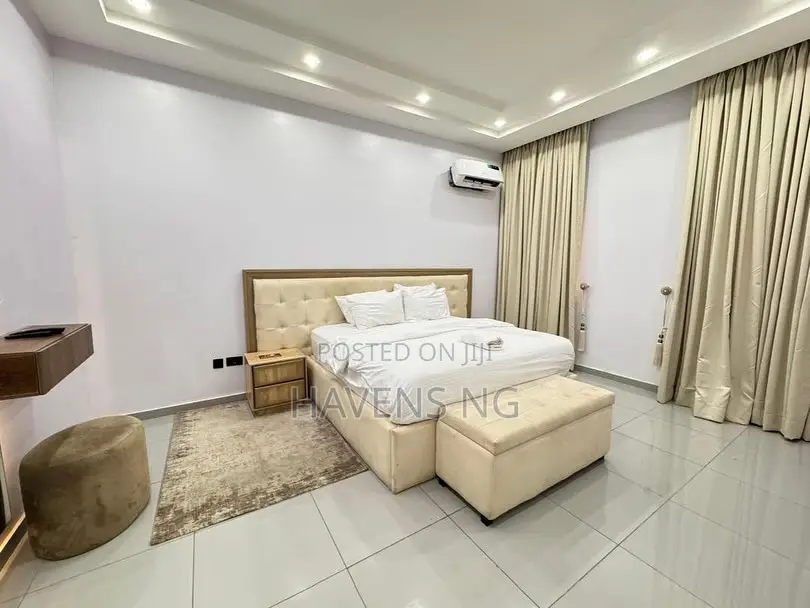 Stunning 3-Bedroom Waterfront Terrace in Lekki Phase 1