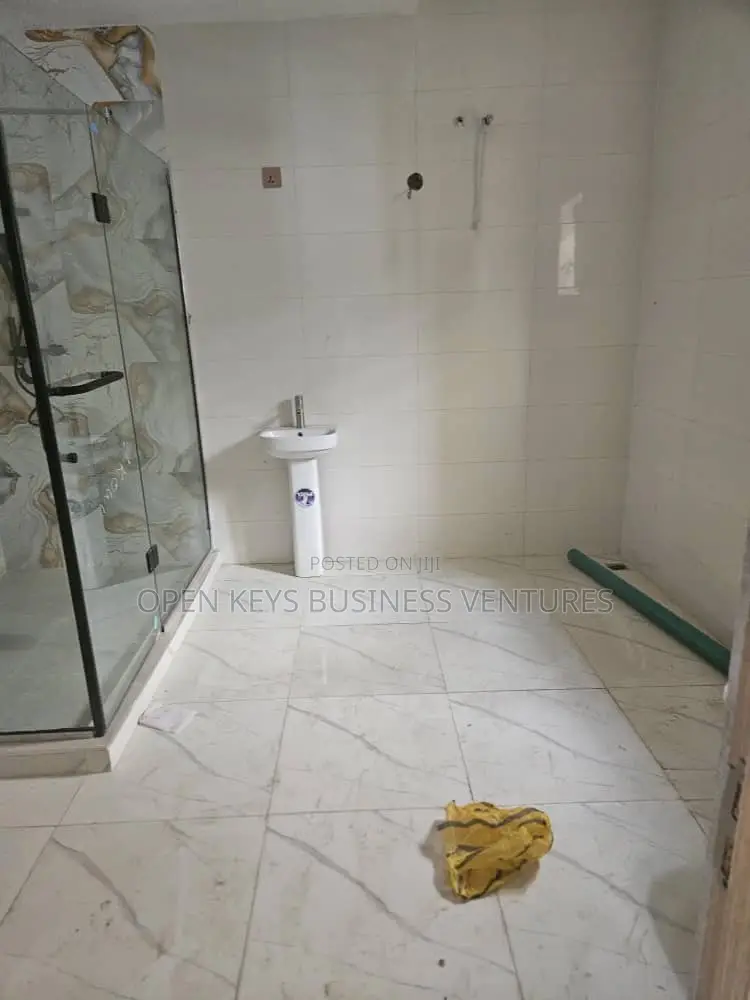 Furnished 4bdrm Duplex in Oluyole Near 7Up for sale in Oluyole