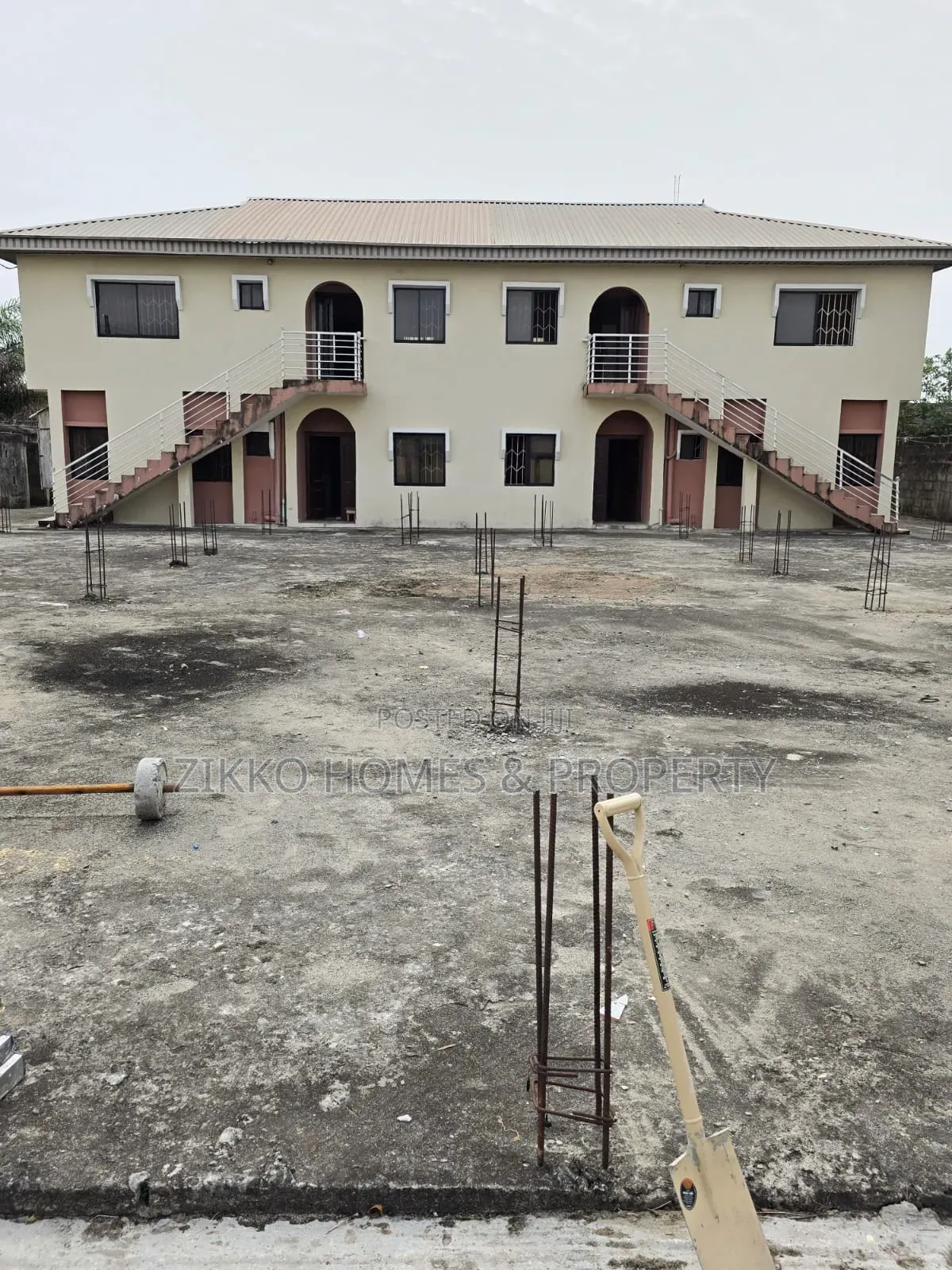3bdrm Block of Flats in Taiye Aruwayo, Awoyaya for sale in Awoyaya