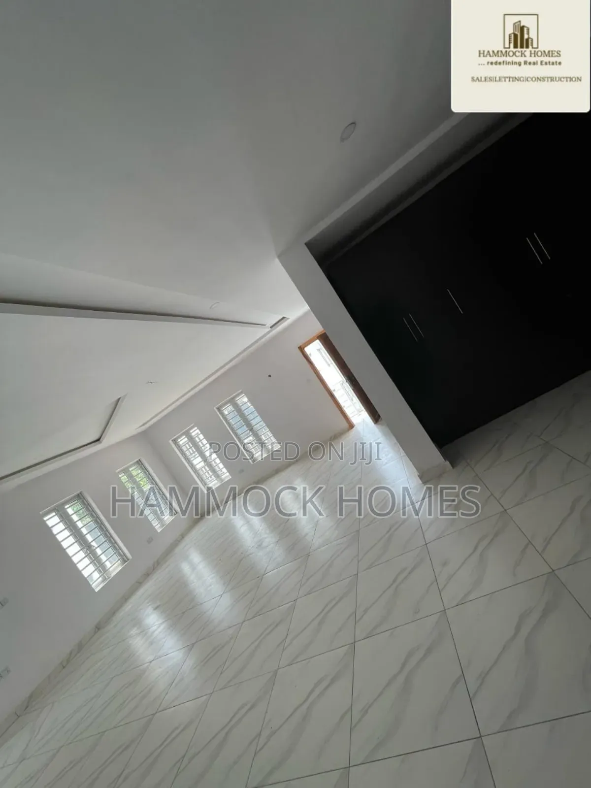 4bdrm Duplex in Jericho Gra for sale in Jericho
