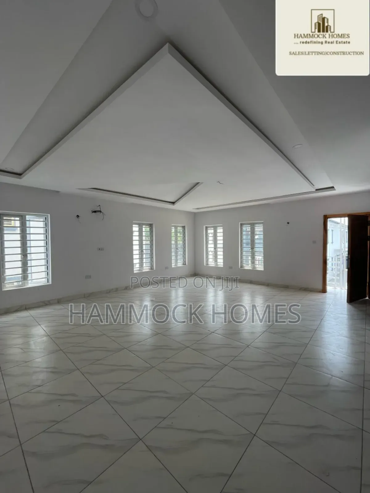 4bdrm Duplex in Jericho Gra for sale in Jericho