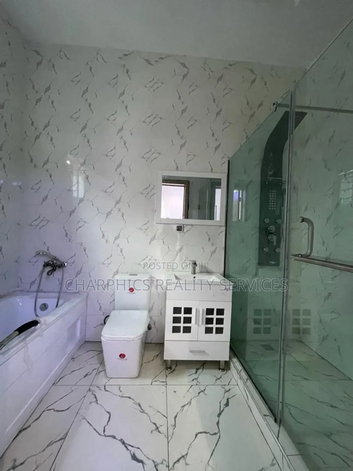 4bdrm Duplex in Ikota for rent in Ikota