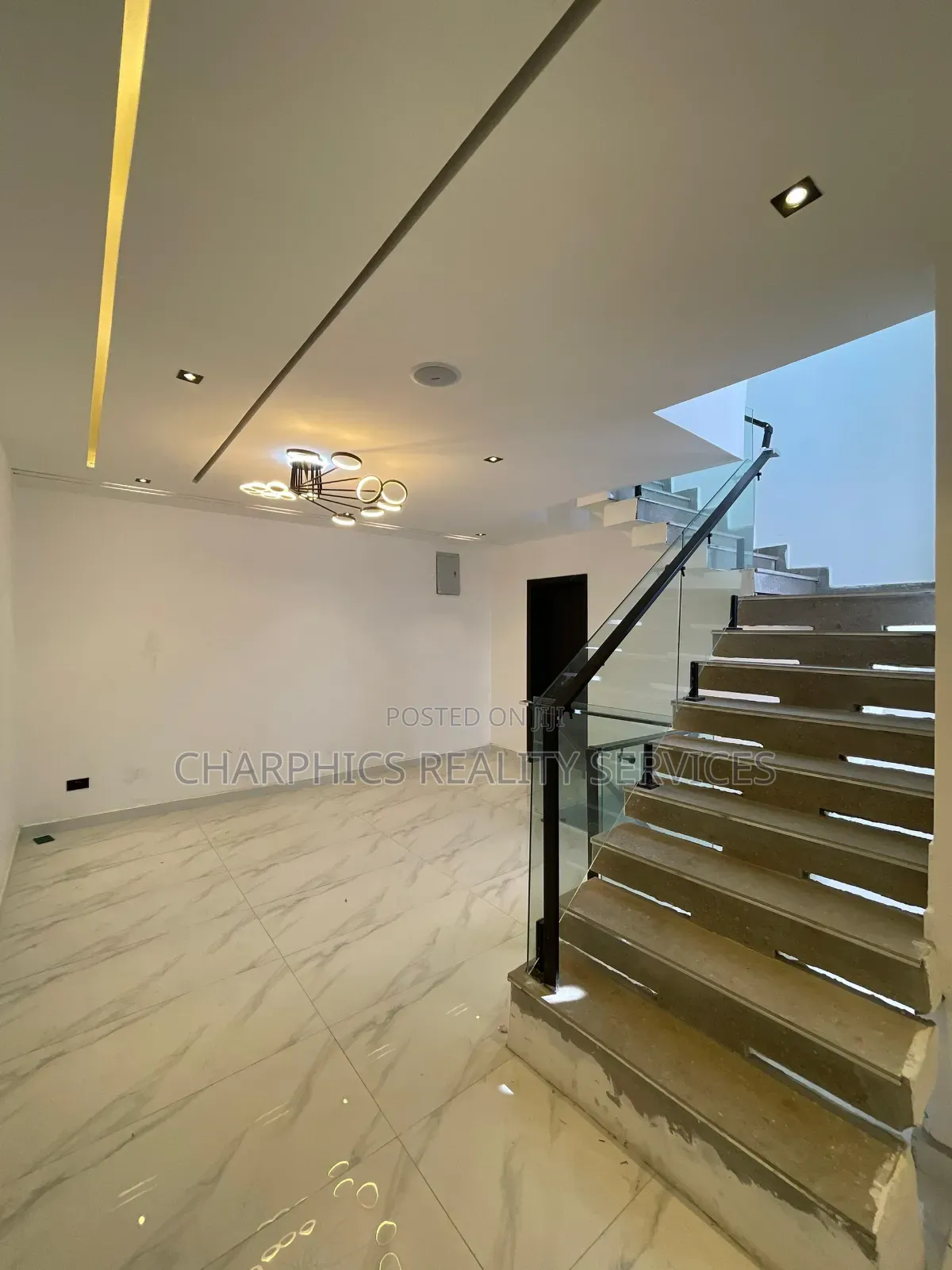 4bdrm Duplex in Ikate for sale in Ikate