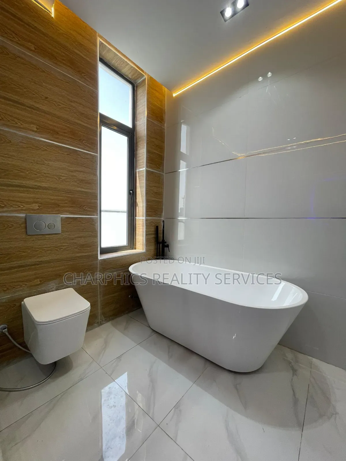 4bdrm Duplex in Ikate for sale in Ikate