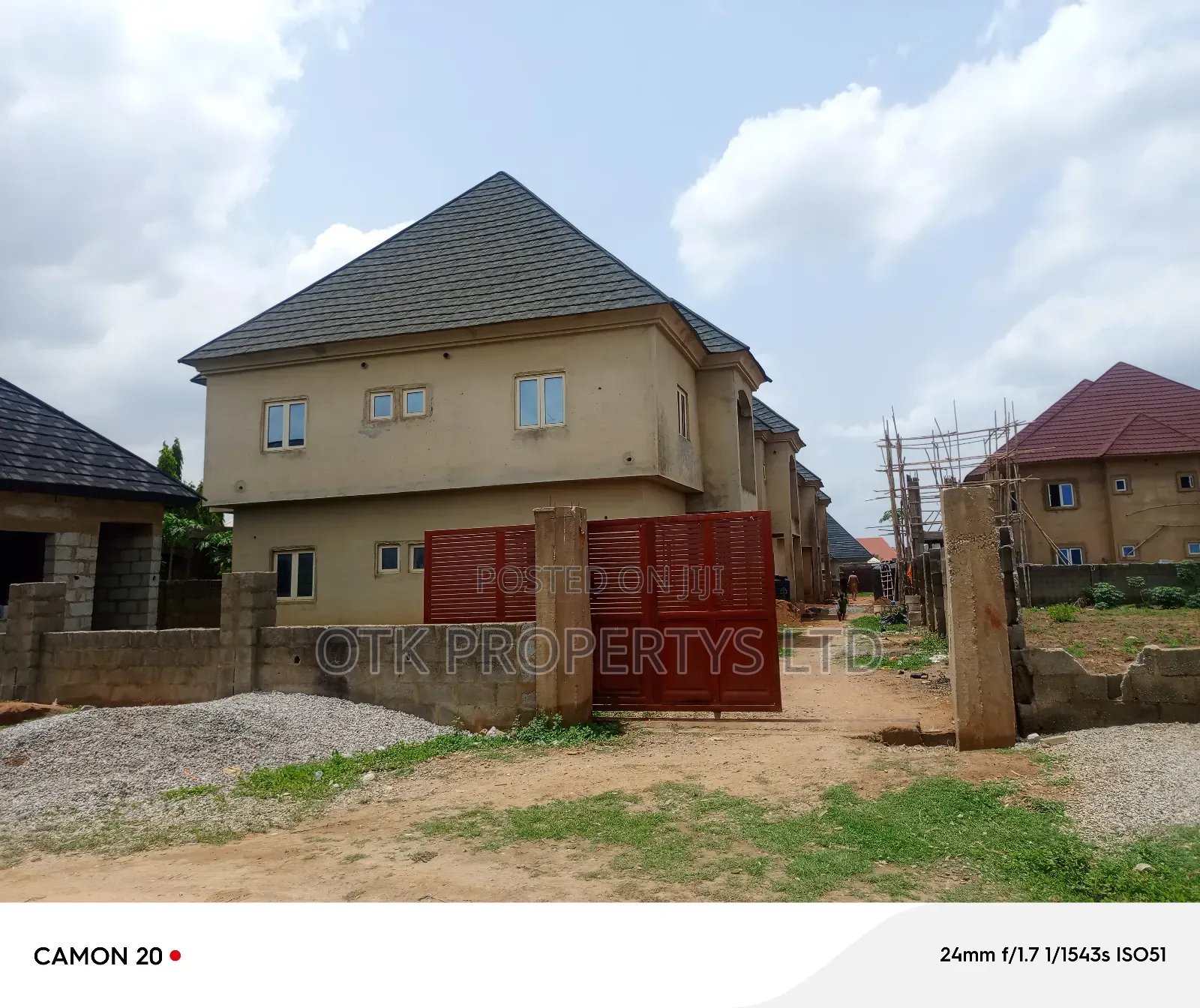 3bdrm Block of Flats in Chigakwere Kubwa for sale in Kubwa