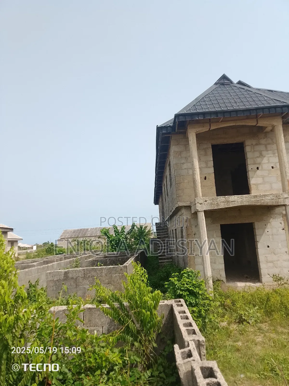 8bdrm Block of Flats in Gbopa Road F, Ikorodu for sale in Ikorodu