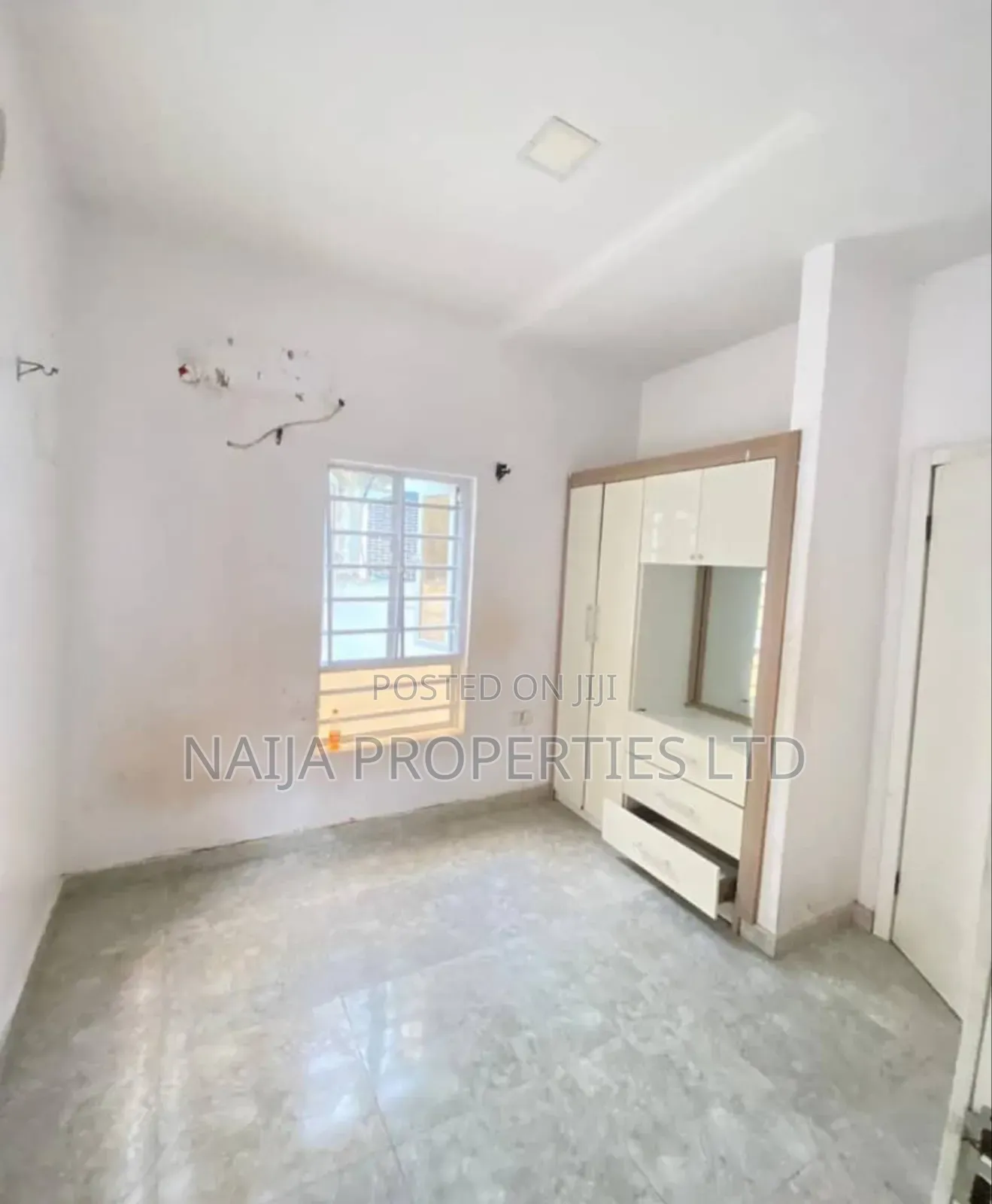 5bdrm Duplex in Osapa London, Lekki for sale in Lekki