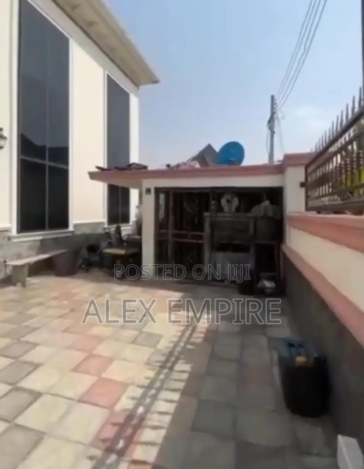 5bdrm Duplex in Ago Palace for sale in Ago Palace