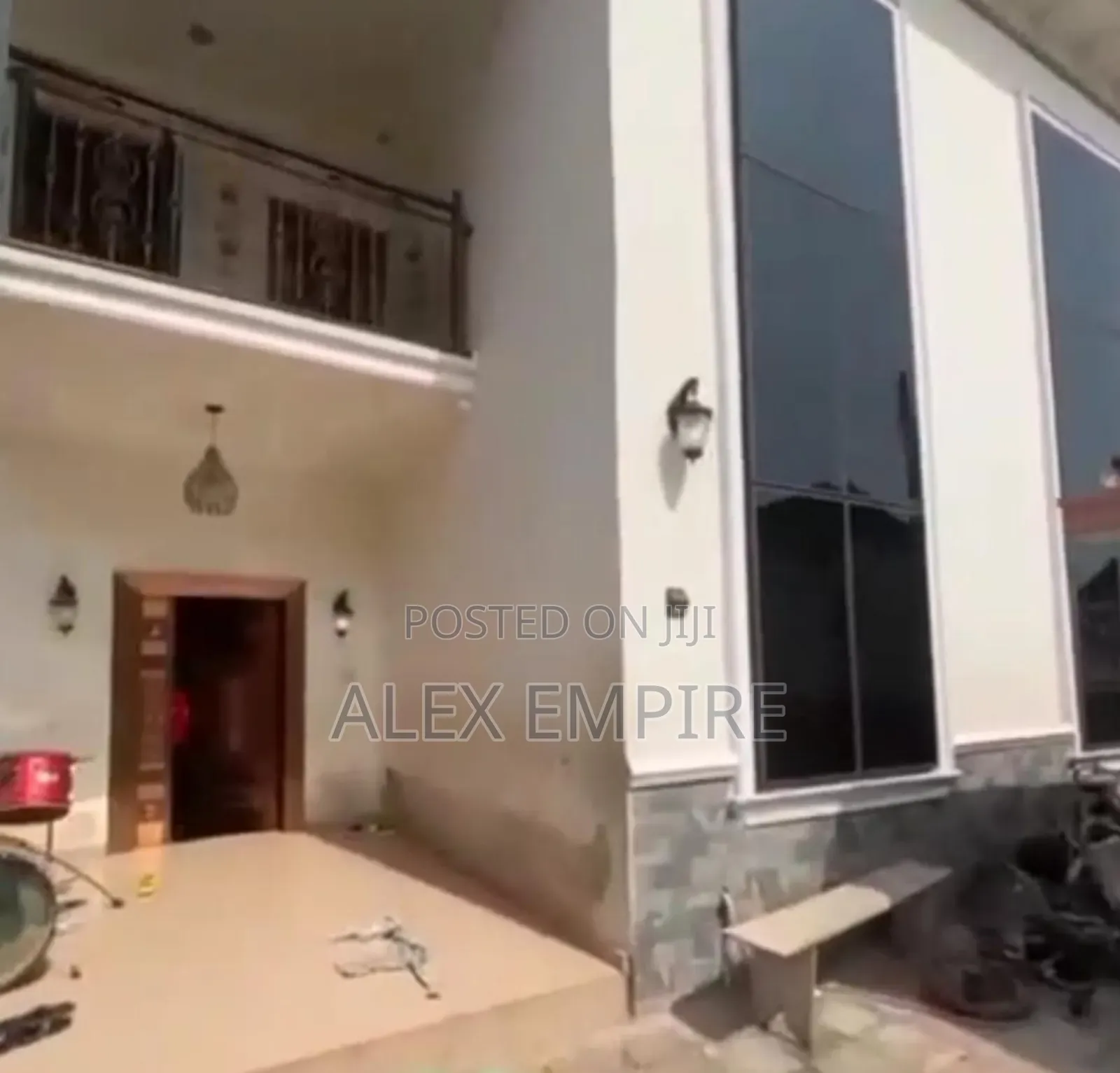5bdrm Duplex in Ago Palace for sale in Ago Palace
