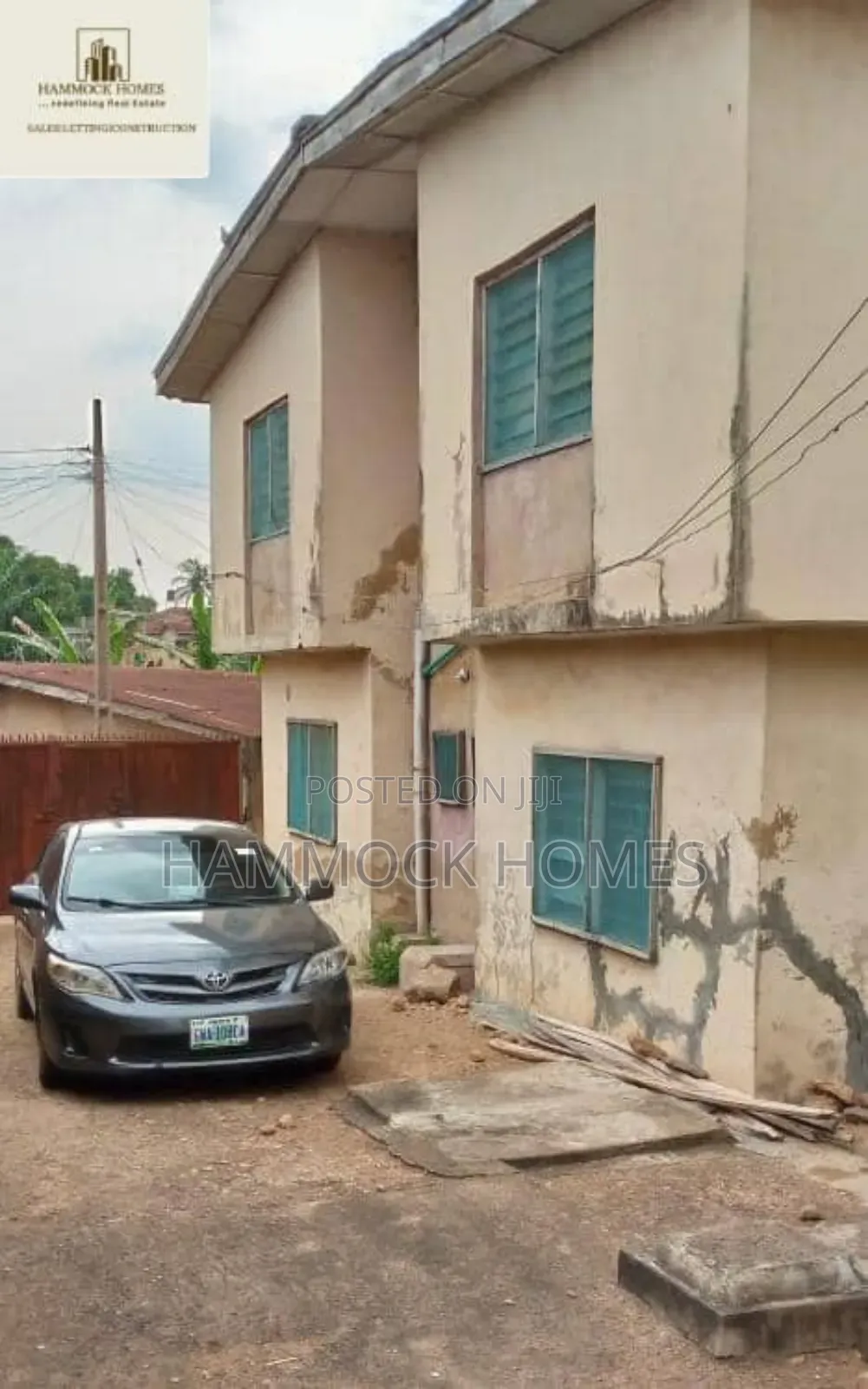 Block of 4 Units of 3-Bedroom Flats + 7-Bedroom Bungalow in Ojoo