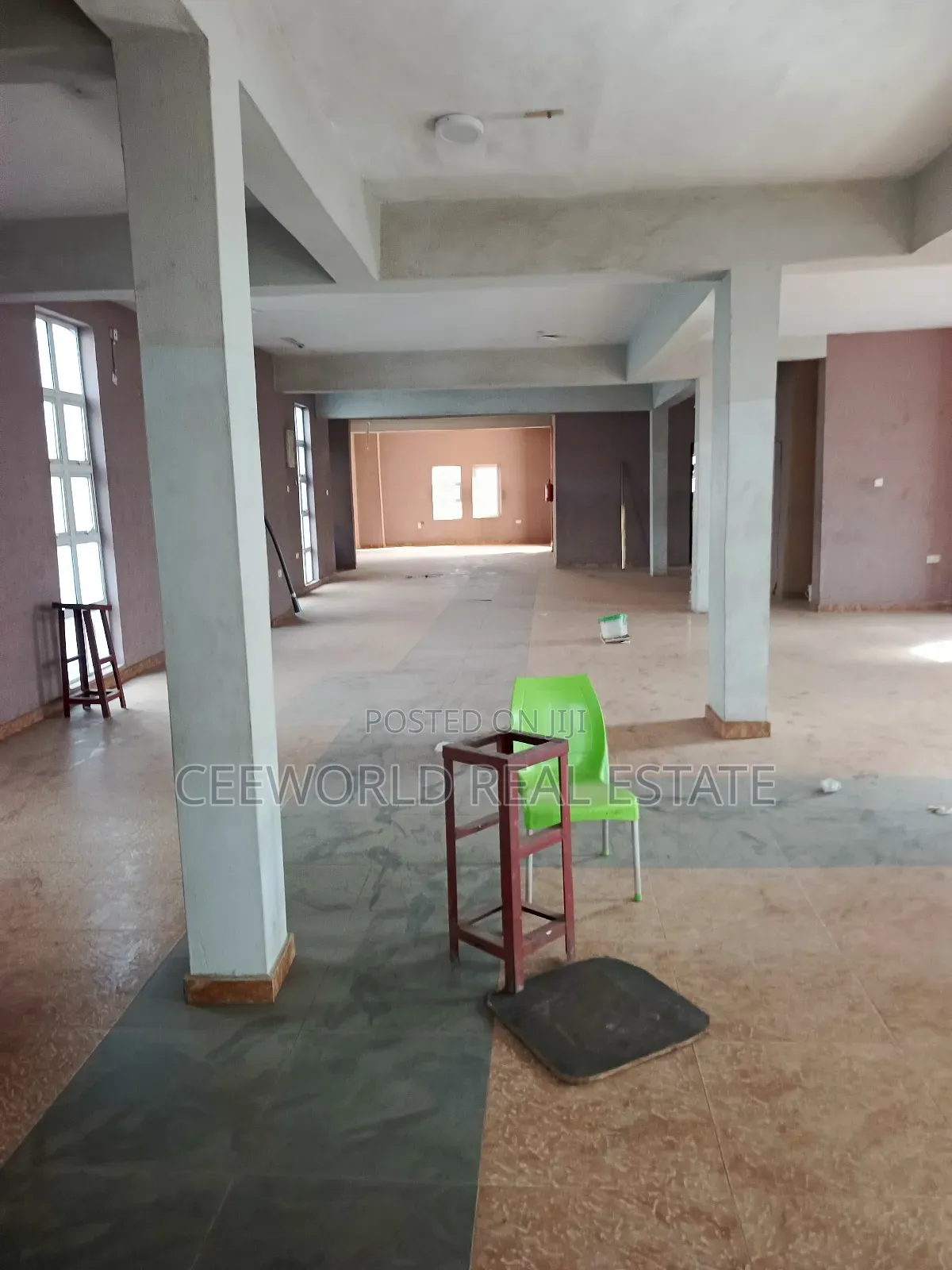 A Whole Building for Lease at Oke Ado in Oke Ado