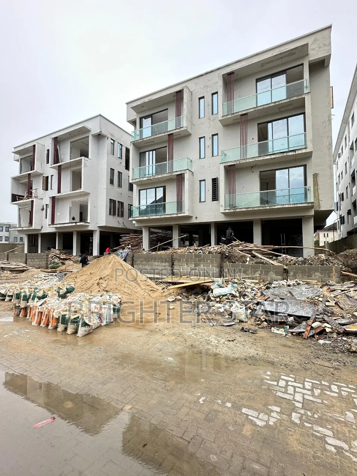 Furnished 2bdrm Apartment In Lekki Phase1 For Sale in Lekki Phase 1
